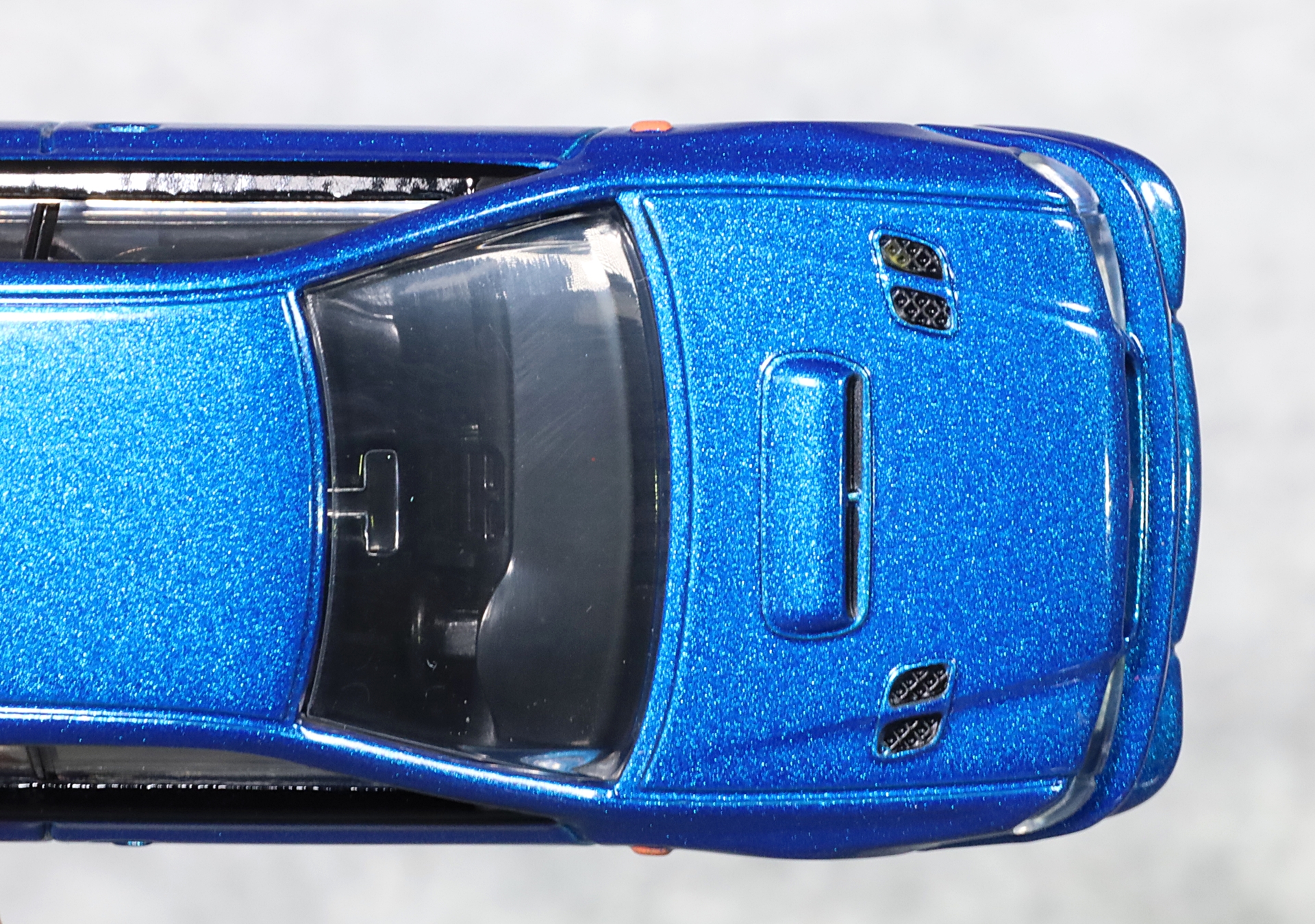 ダッシュボードも。ハンドルにエアコンの吹き出し口も確認できる