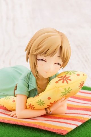 花のように可憐な笑顔に癒される。「アイドルマスター シンデレラ
