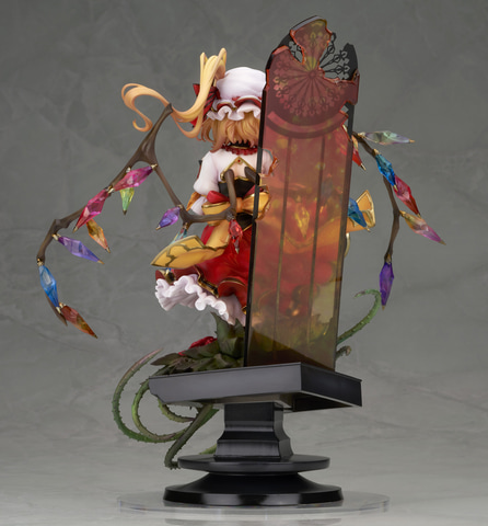 無邪気さの中に狂気を孕んだ笑顔が魅力的「東方Project」よりフラン