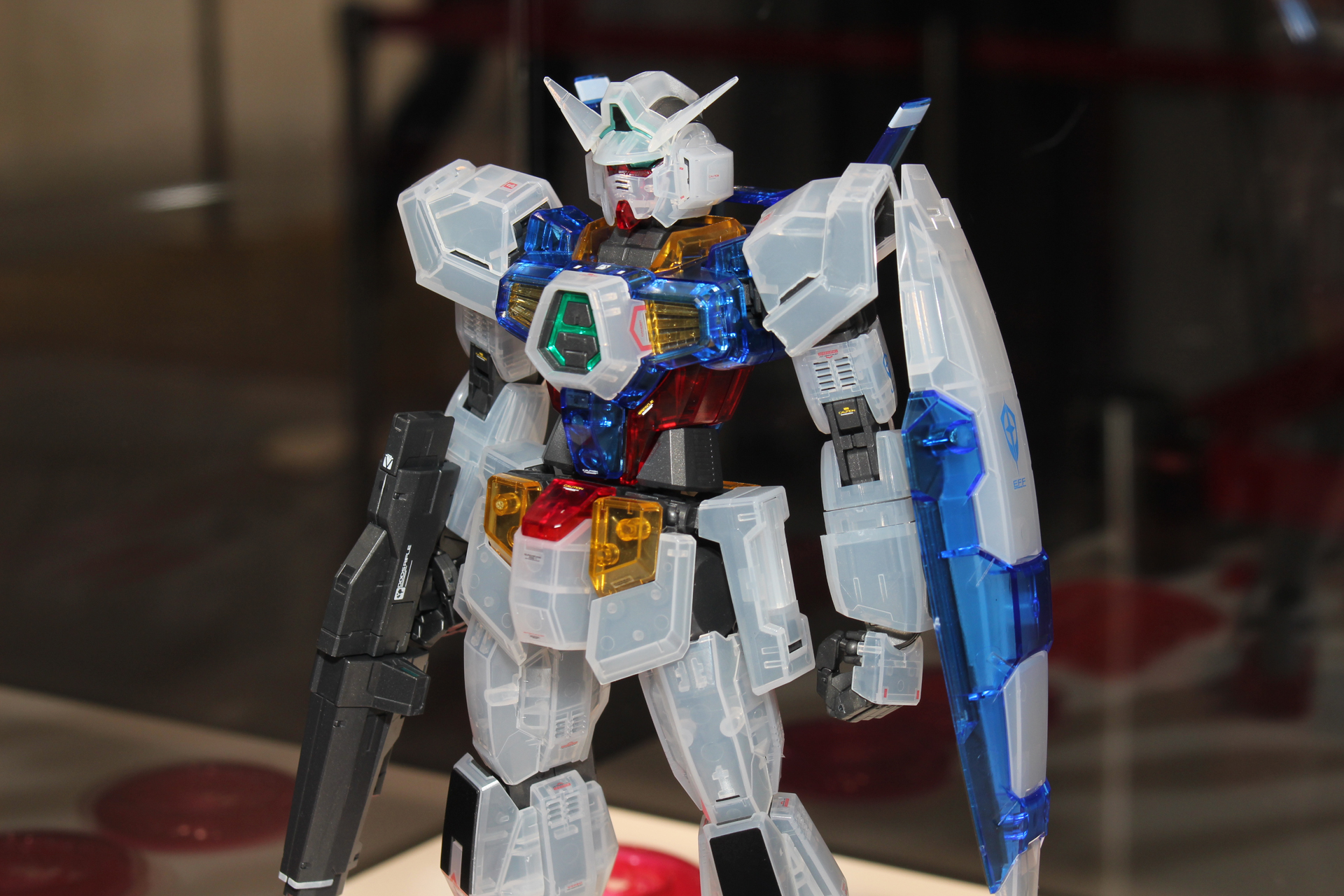 キットのベースとなるガンダムAGE-1ノーマル。乳白色が美しいカラーリング