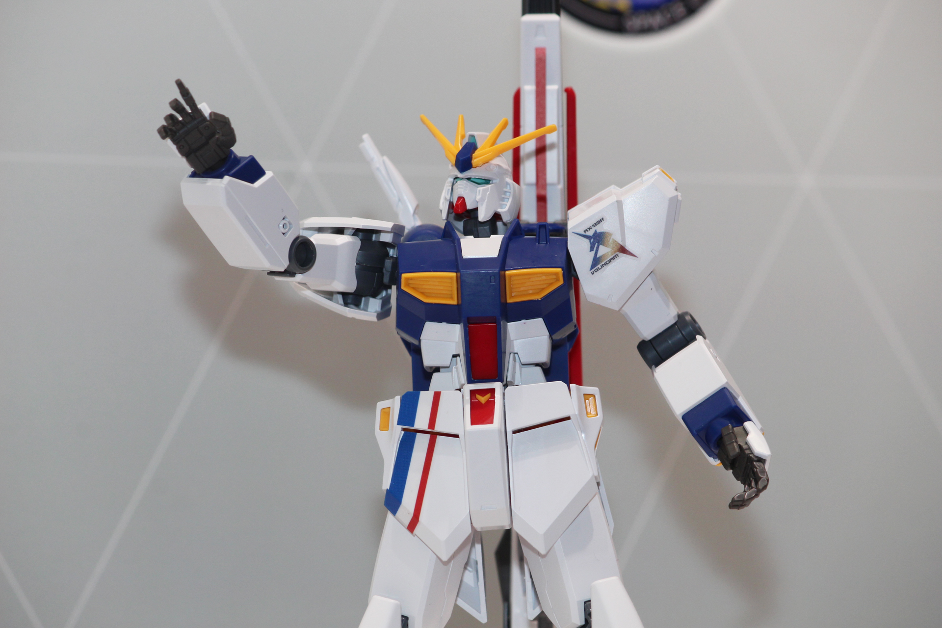 シンプルなパーツ構成、工具を使わなくても作れるのが最大の魅力