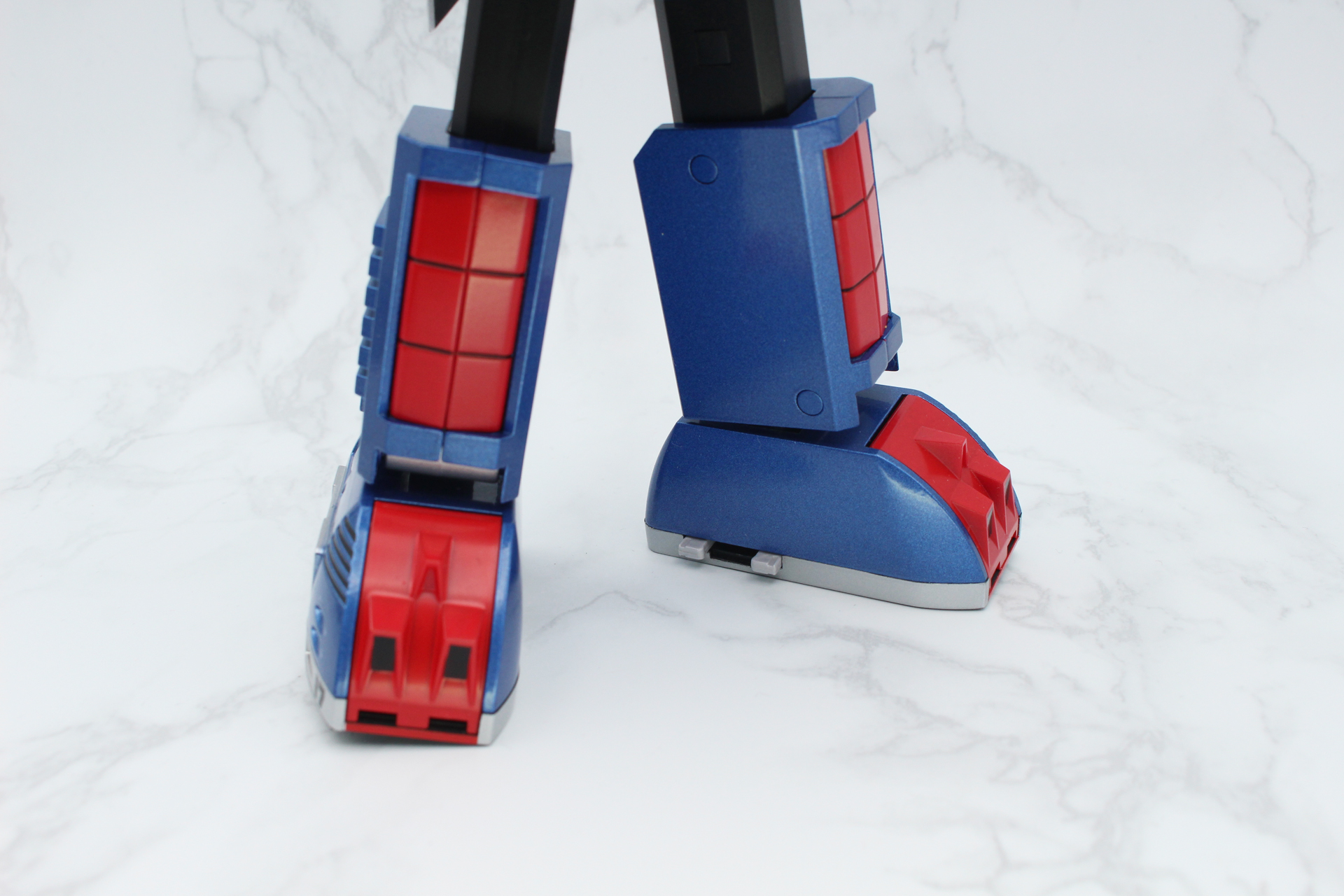 左足首内側の2本のツメカケを起こす