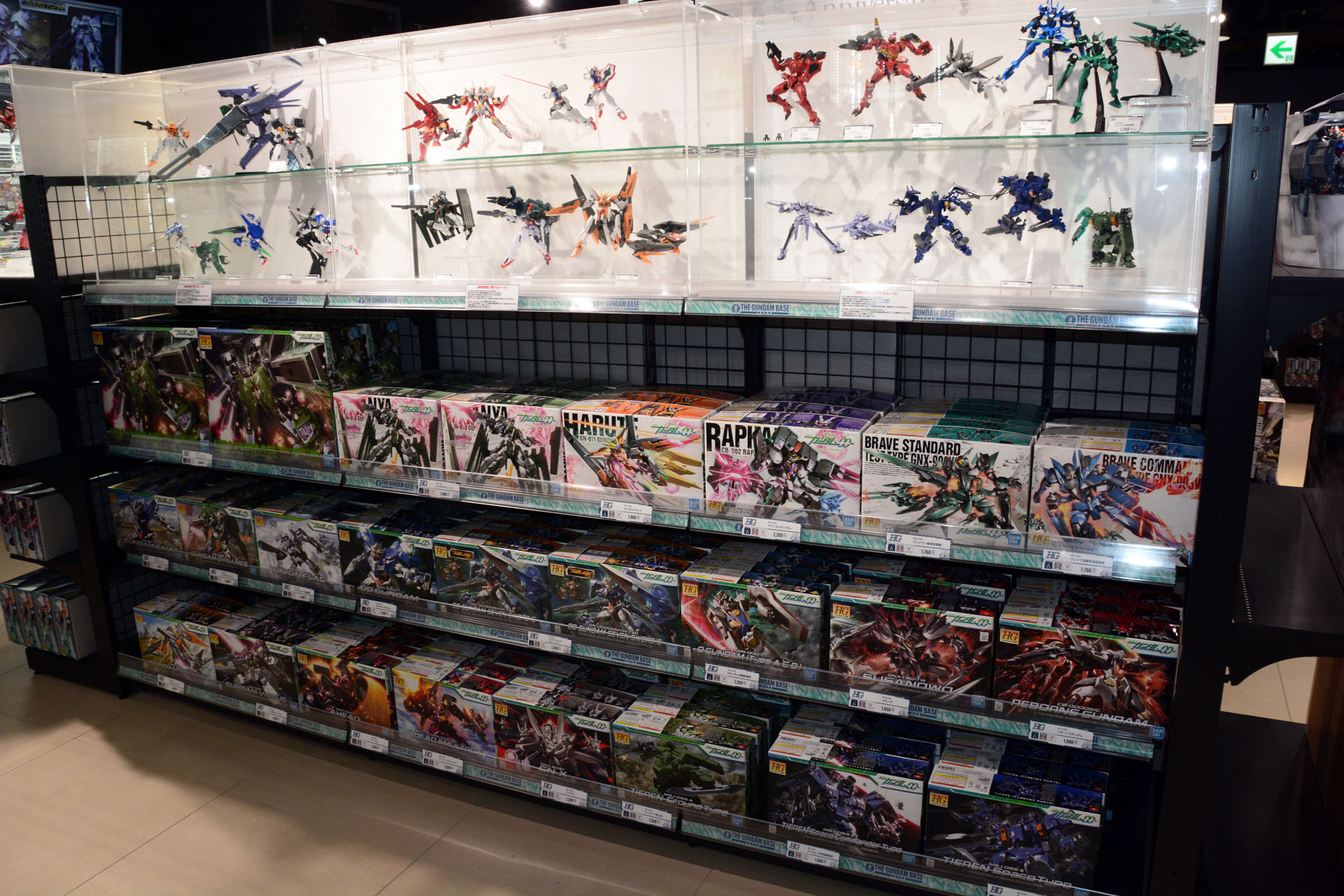 なんといっても最大の魅力は素意の品揃えだ。あらゆるガンプラがあり、購入できる場所を理想とし多彩なガンプラを取り扱っている
