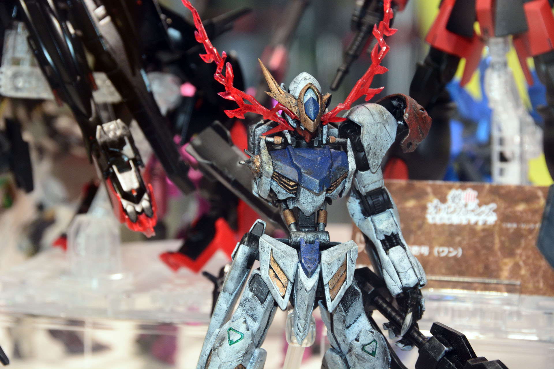 他のガンダムベースと同じように企画展を行なっているが、ファンたちからも作品を募集、展示している展が異なる