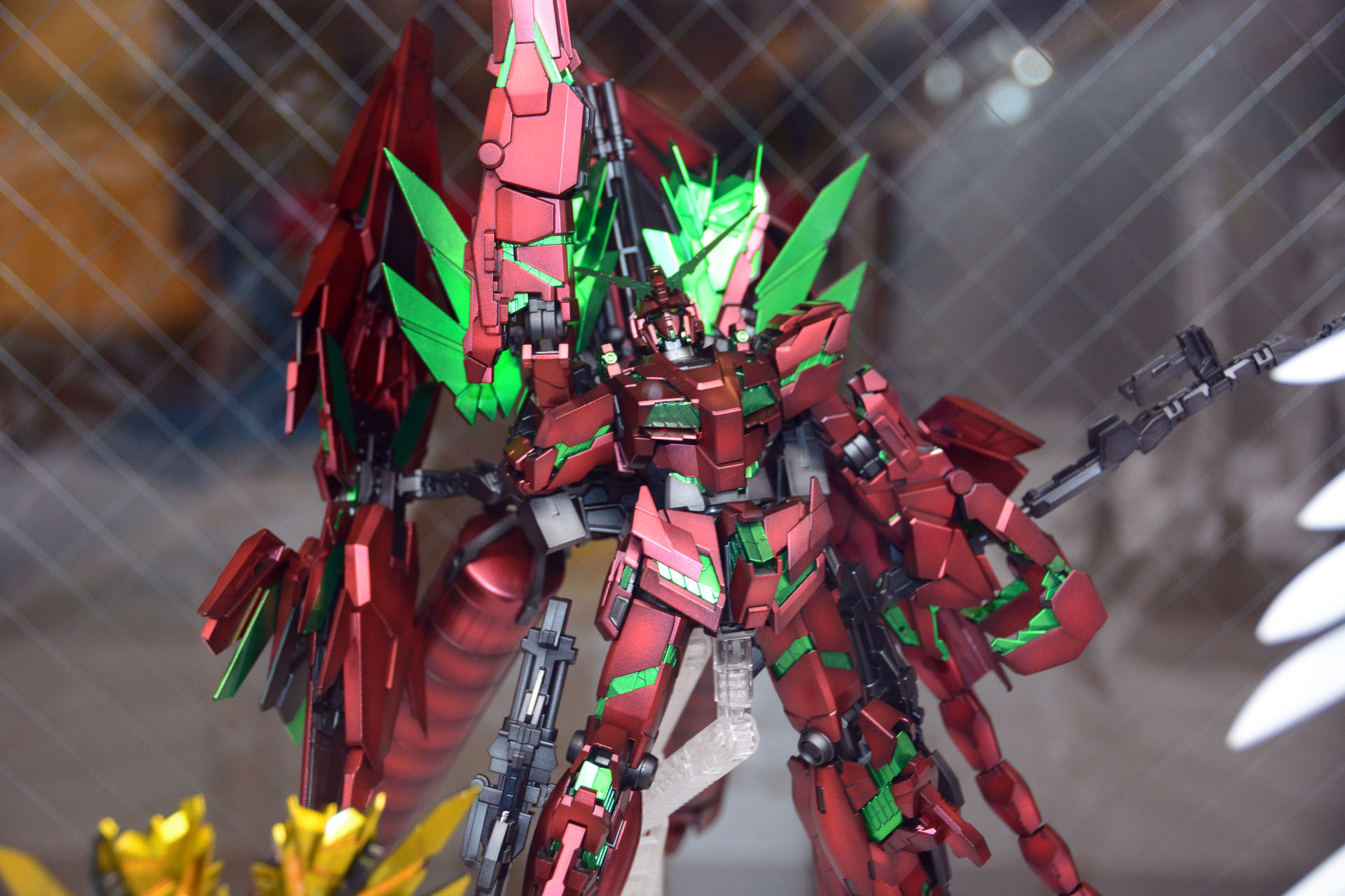 自由な発想のスタッフ作例。季節テーマなど様々な機会に作品を発表したりファンから募集しているという