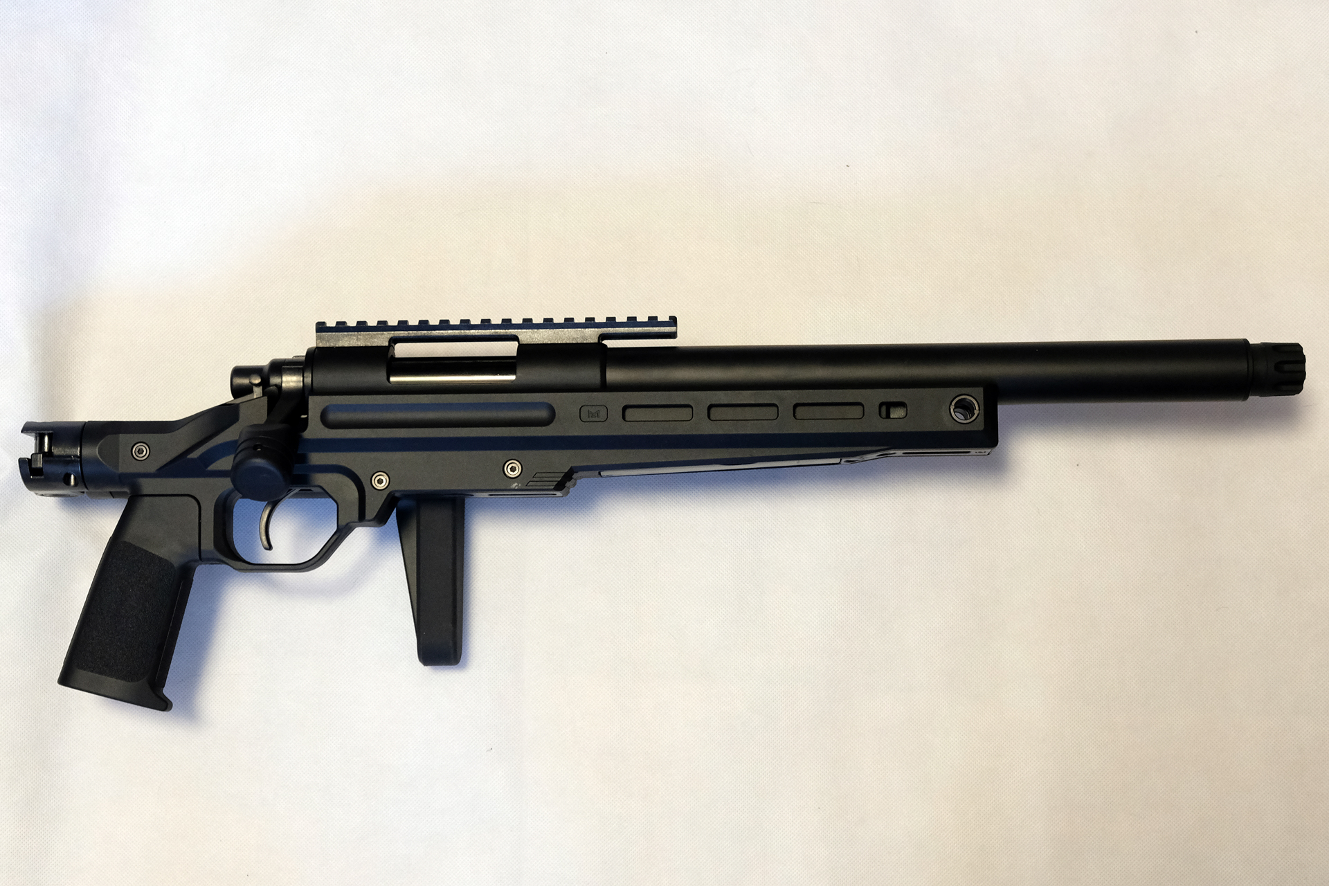 同じく右側から