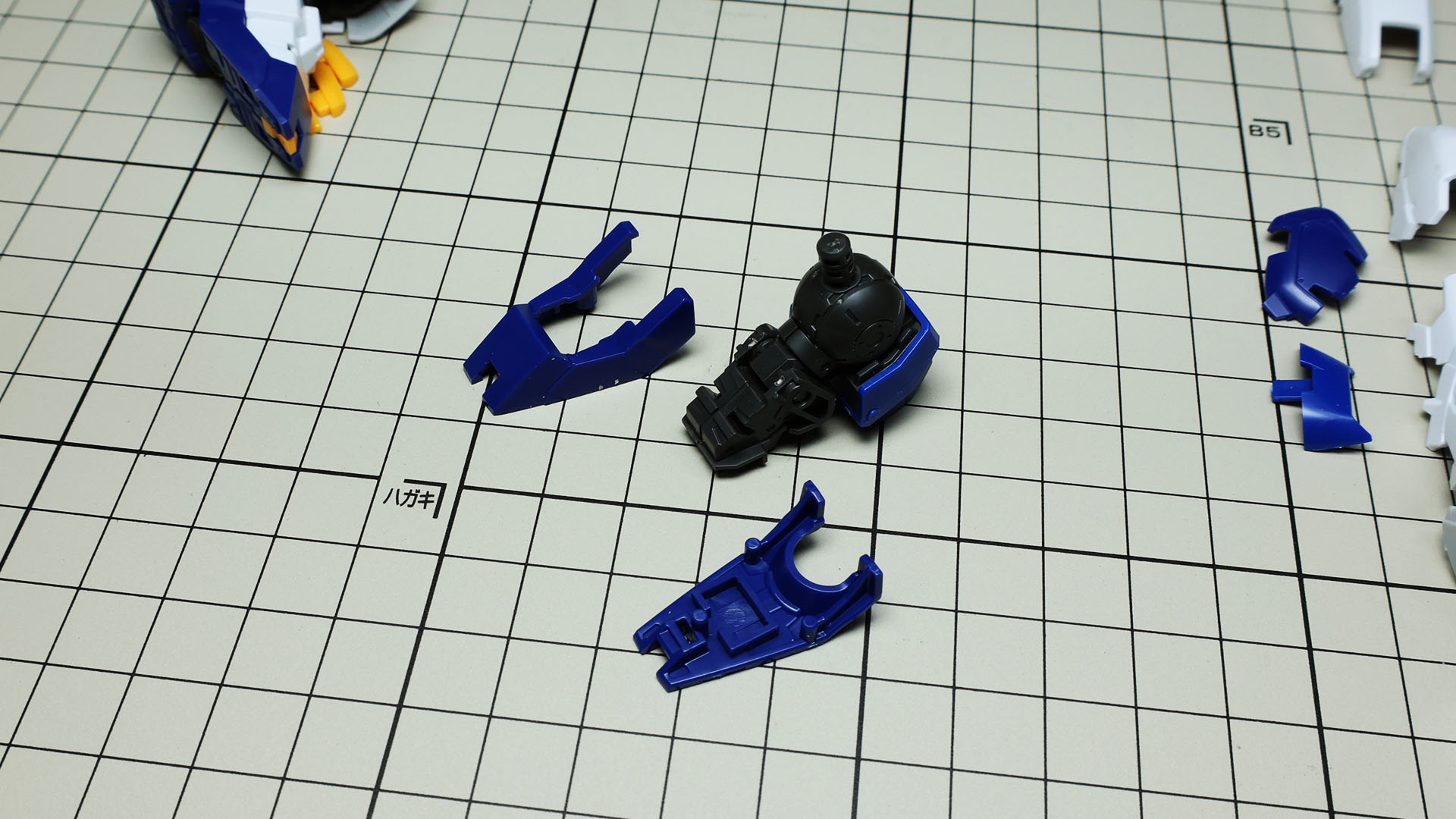 つま先も可動します