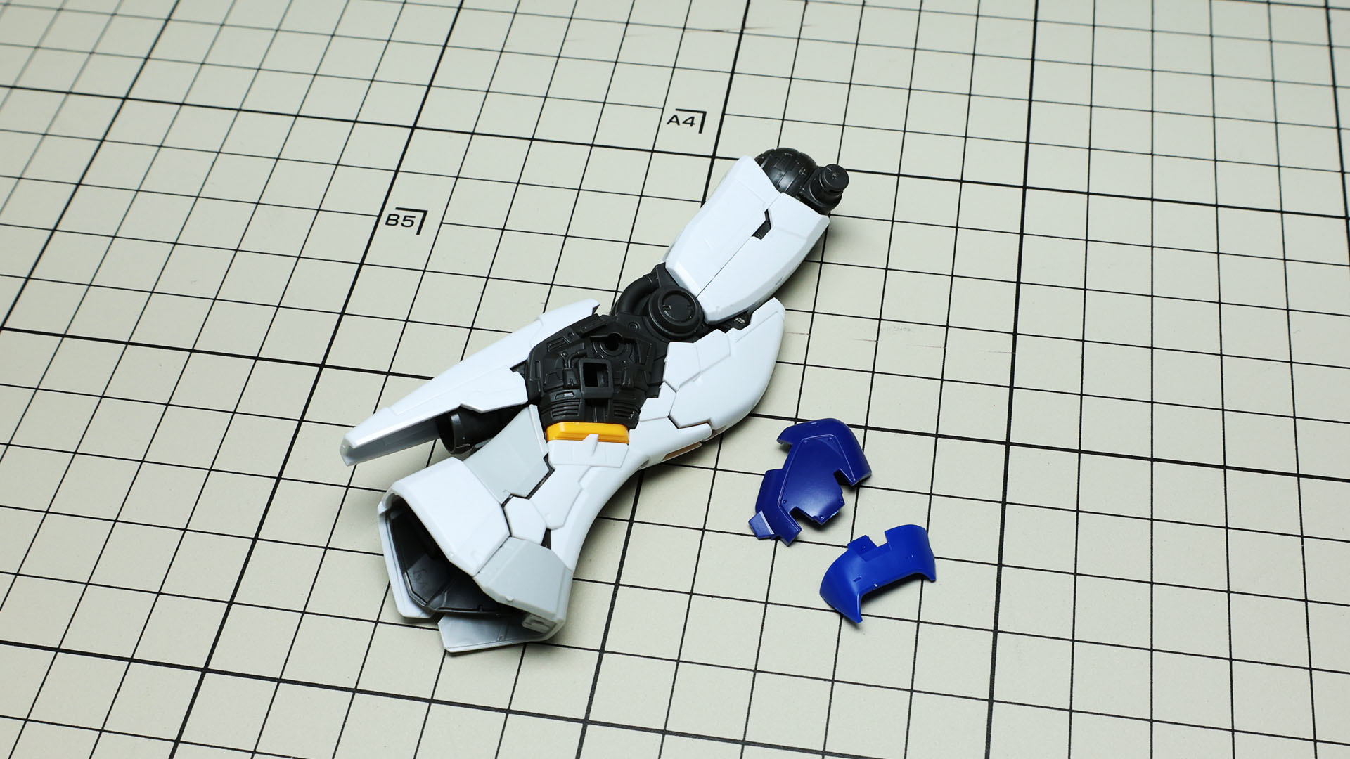 脚部完成！流れるようなシェイプが素晴らしい