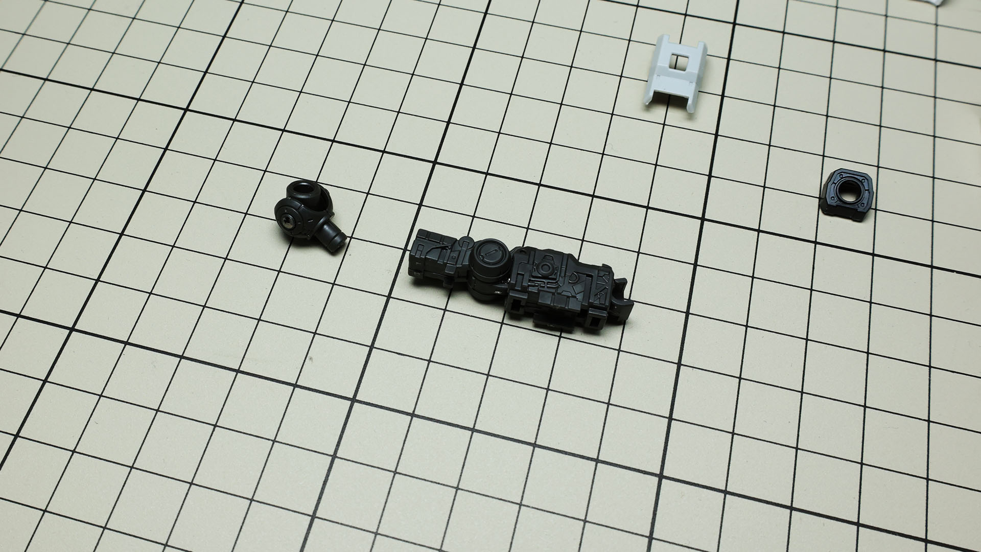 外装を取り付けます