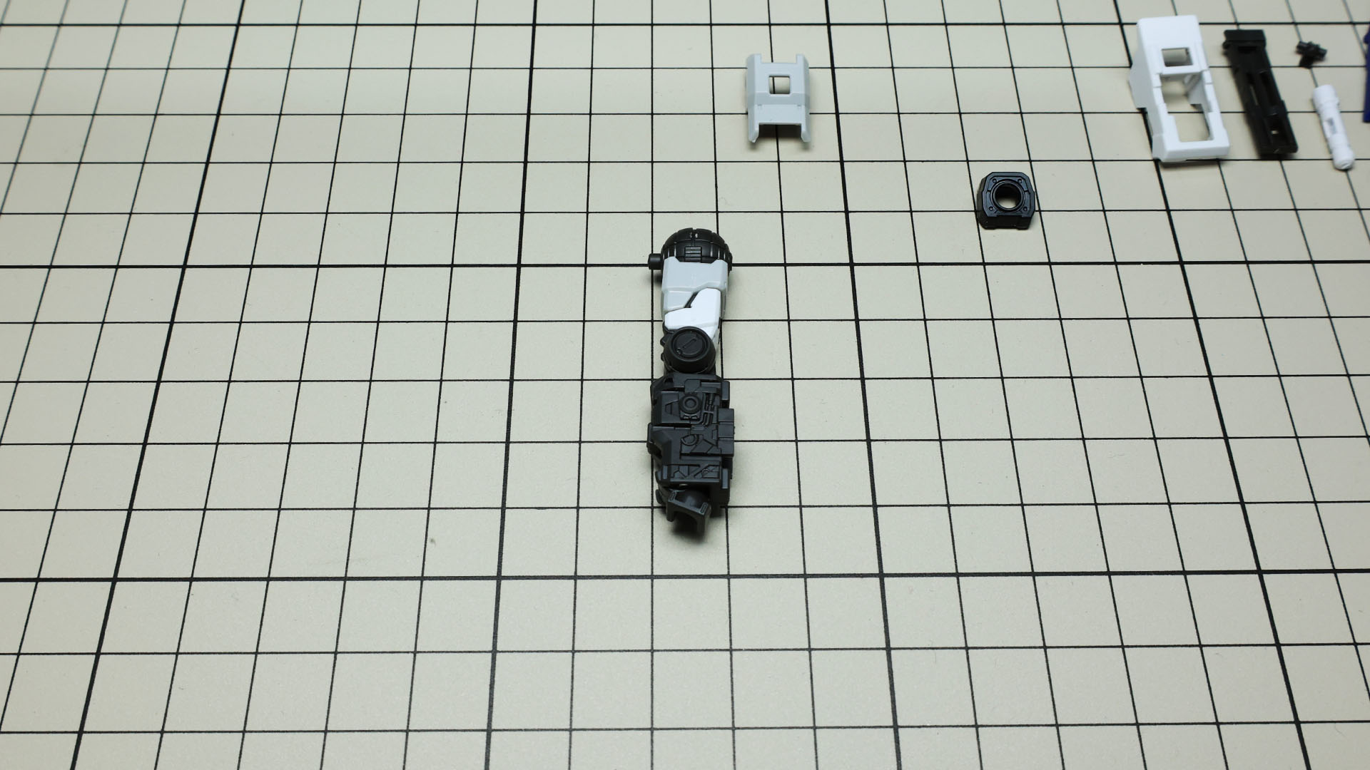 外装を取り付けます