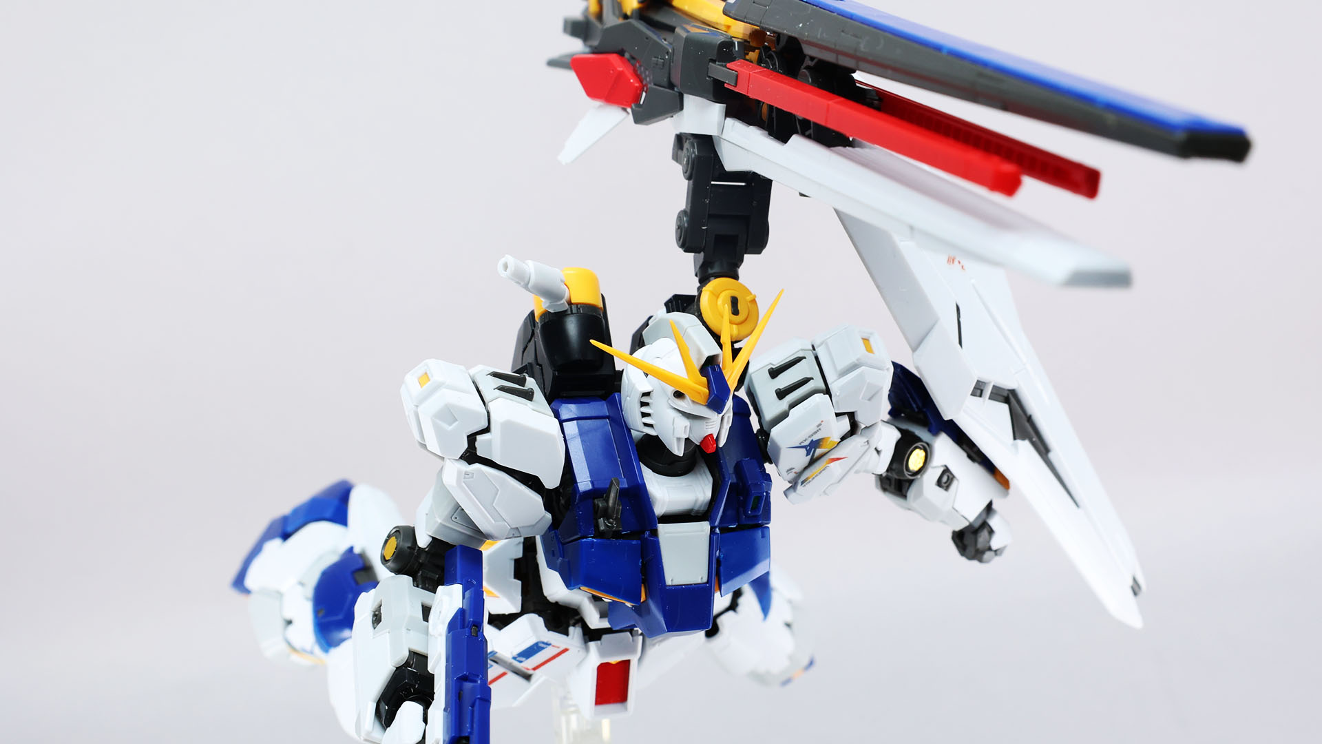 まさにロングレンジから狙い撃つアムロ