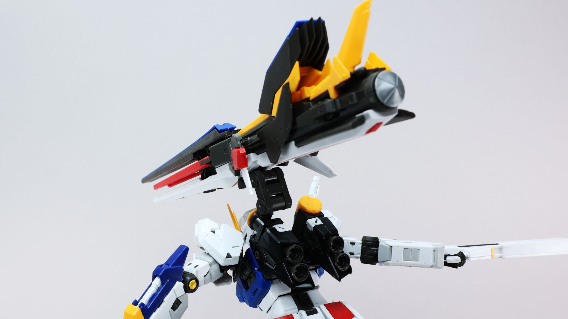 眠りから目を覚ます「ロングレンジ・フィン・ファンネル」