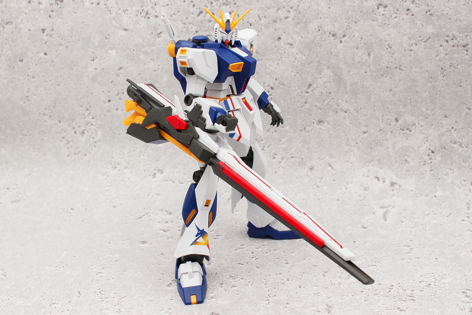 腕に接続するためのジョイントも付属する