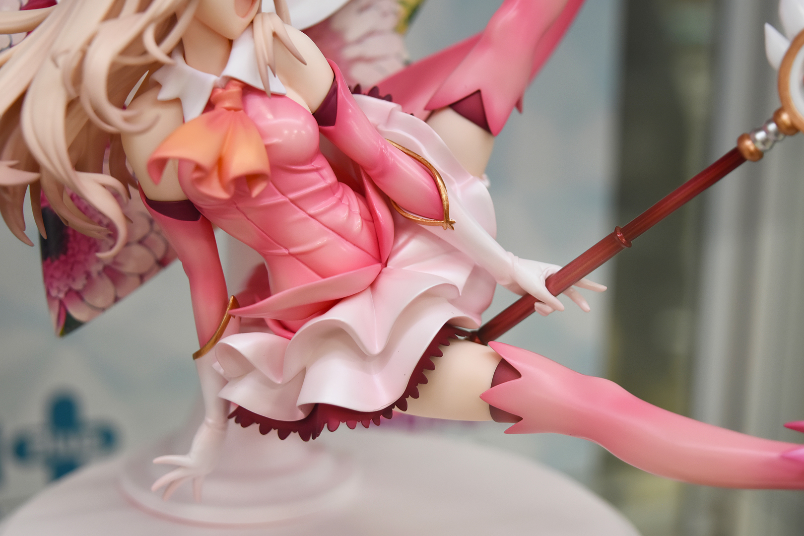 本フィギュア独自のグラデーションカラーがとても綺麗だ