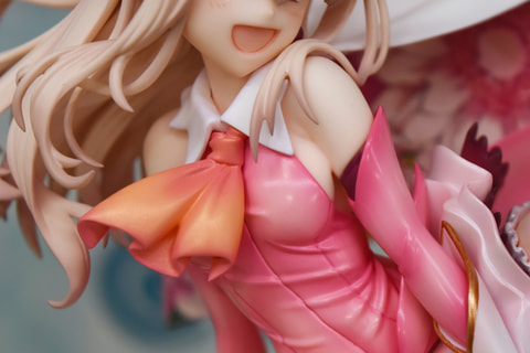 イリヤ 1/7 フィギュア[プライム1スタジオ]　新品未開封 ヨドバシ.com - プライム1スタジオ PWFKL-01P PRISMA WING 1/7
