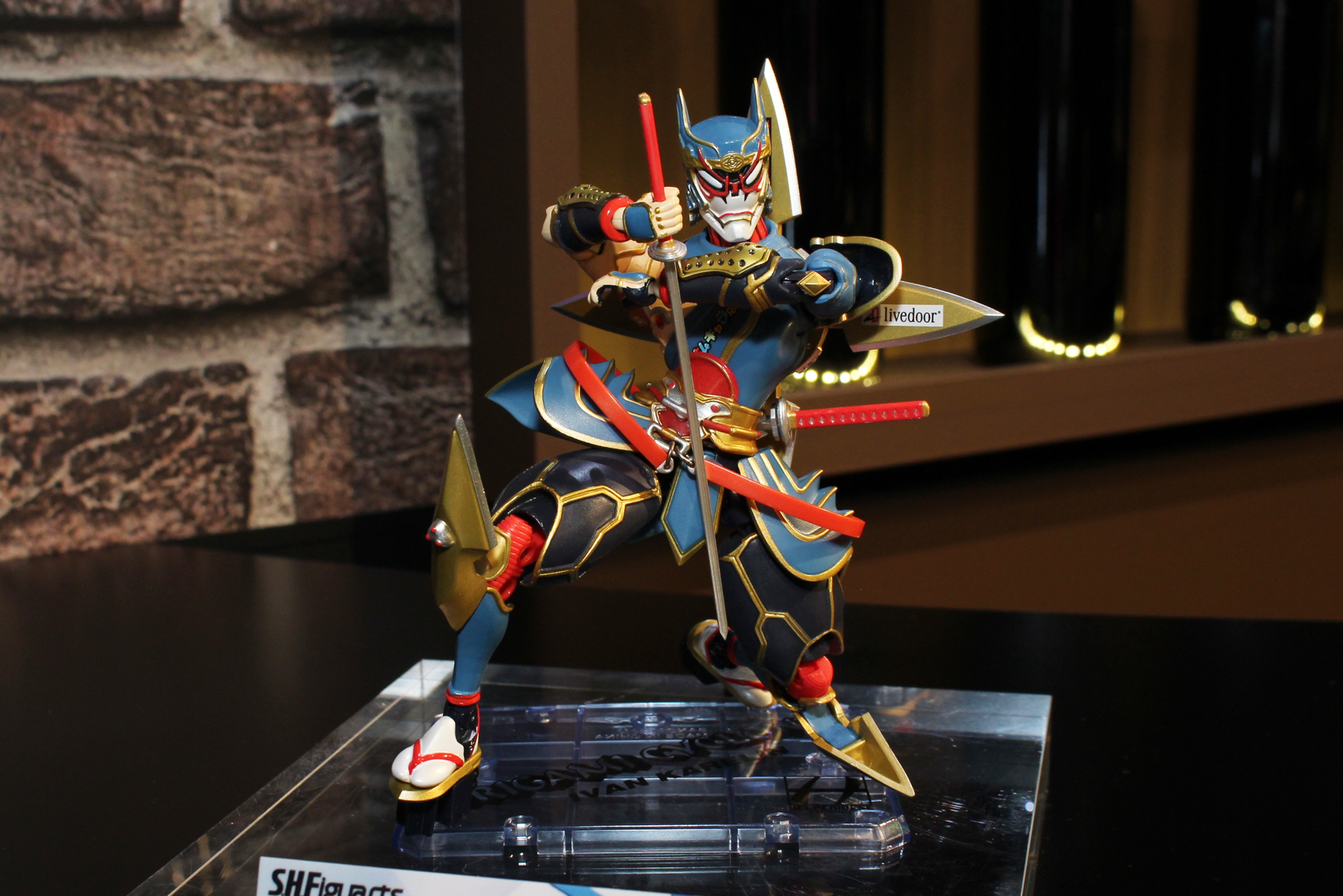 「S.H.Figuarts 折紙サイクロン」。2012年5月発売
