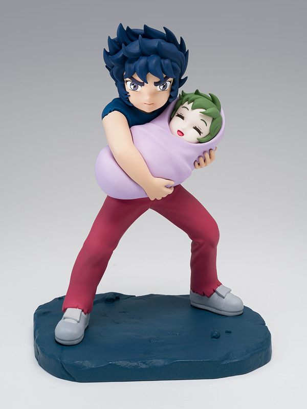 商品には幼少期の一輝と瞬のフィギュアが付属する