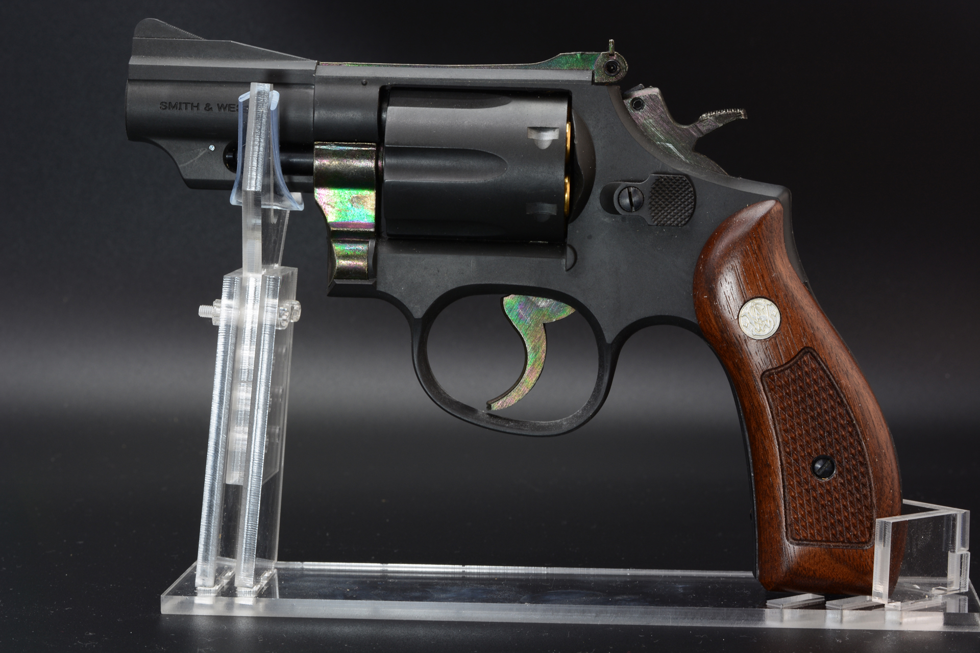 無塗装で組み上げたM19、ダイキャスト部分にヤスリがけをしてないので油が浮いたような光を放っている。動作をスムーズにするのも苦戦したが、だからこそ思い入れのある銃となった