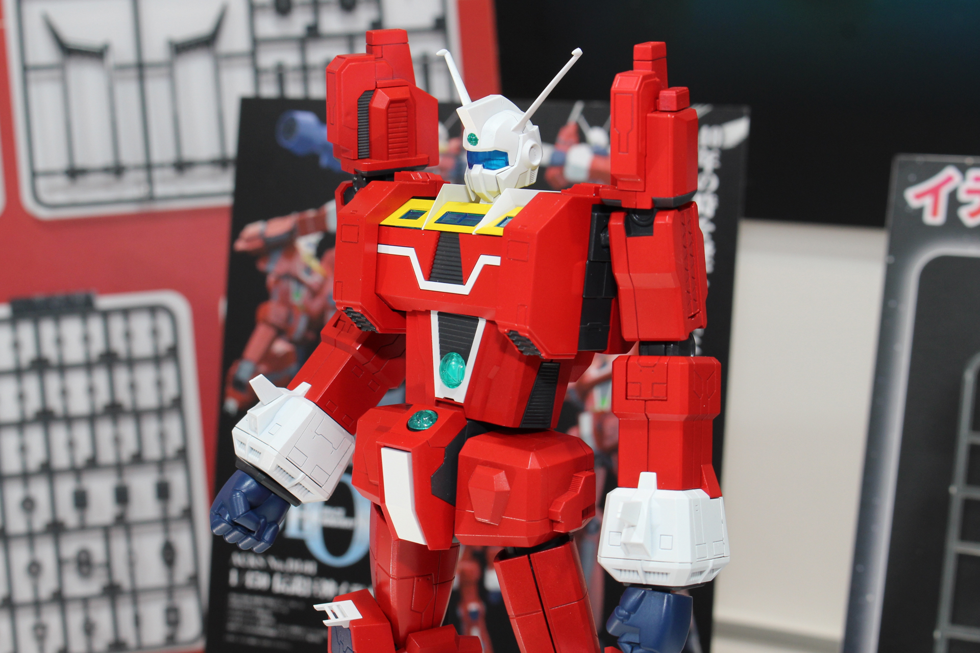 関節各所は可動のために考えられて設計されている