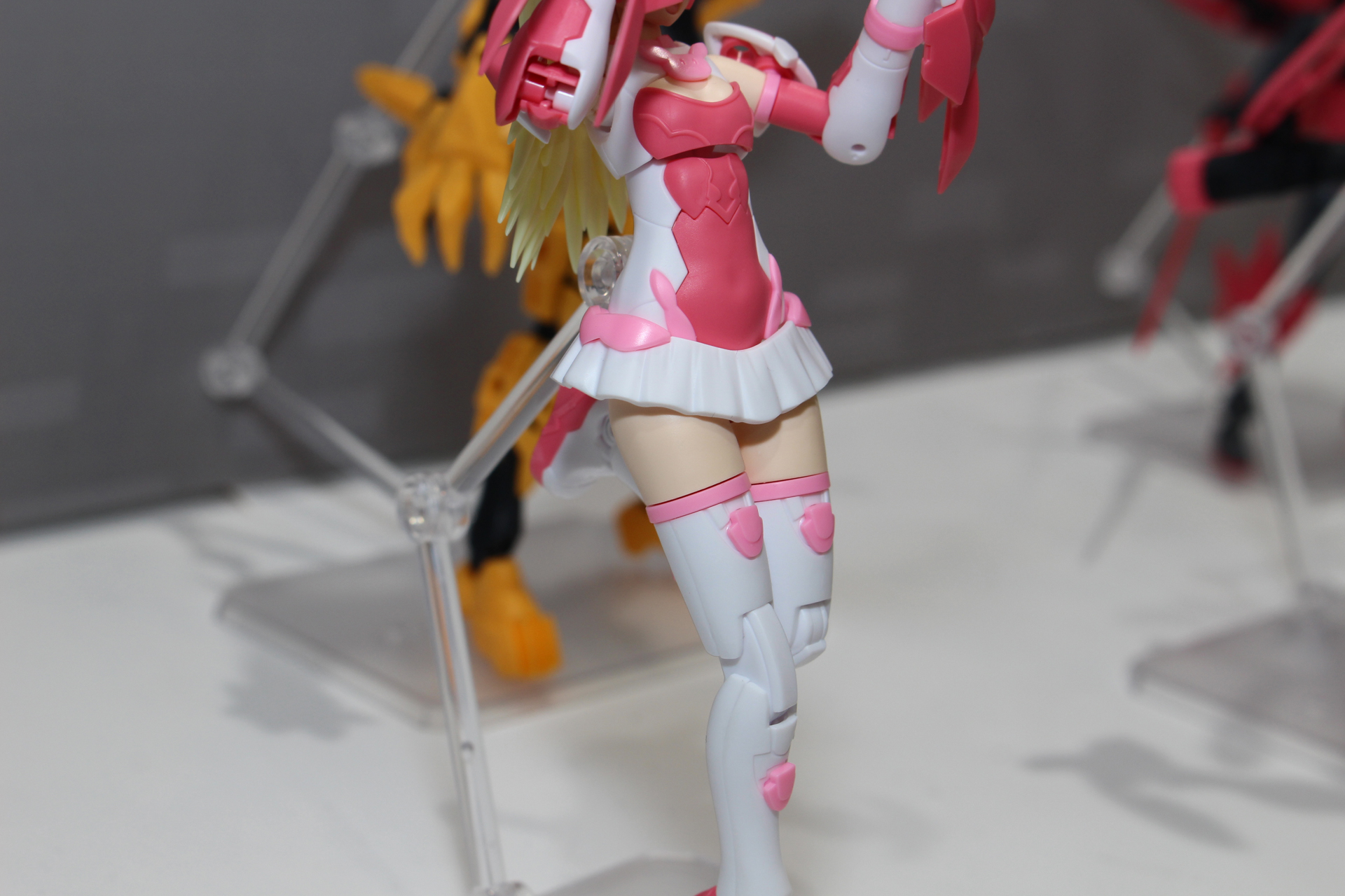 設計の見直しにより一部の合わせ目がなくなった