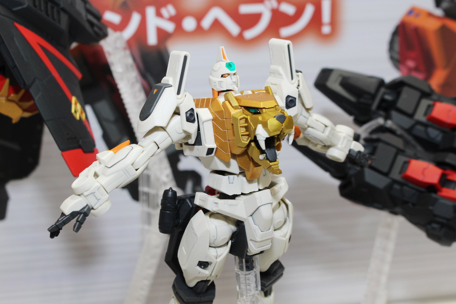ガイガー。ギャレオンへの変形や、ガオーマシンを装備可能