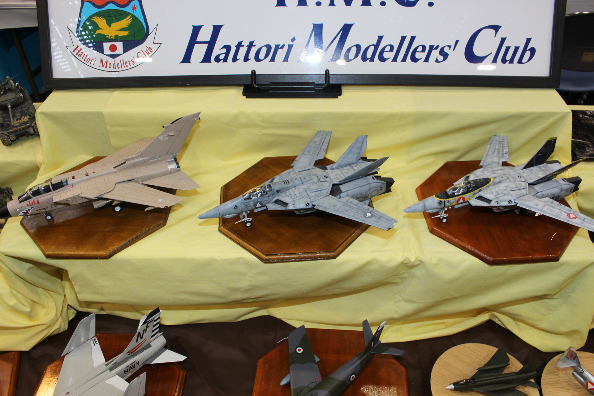 実物の航空機に紛れたVFシリーズ。 違和感がない