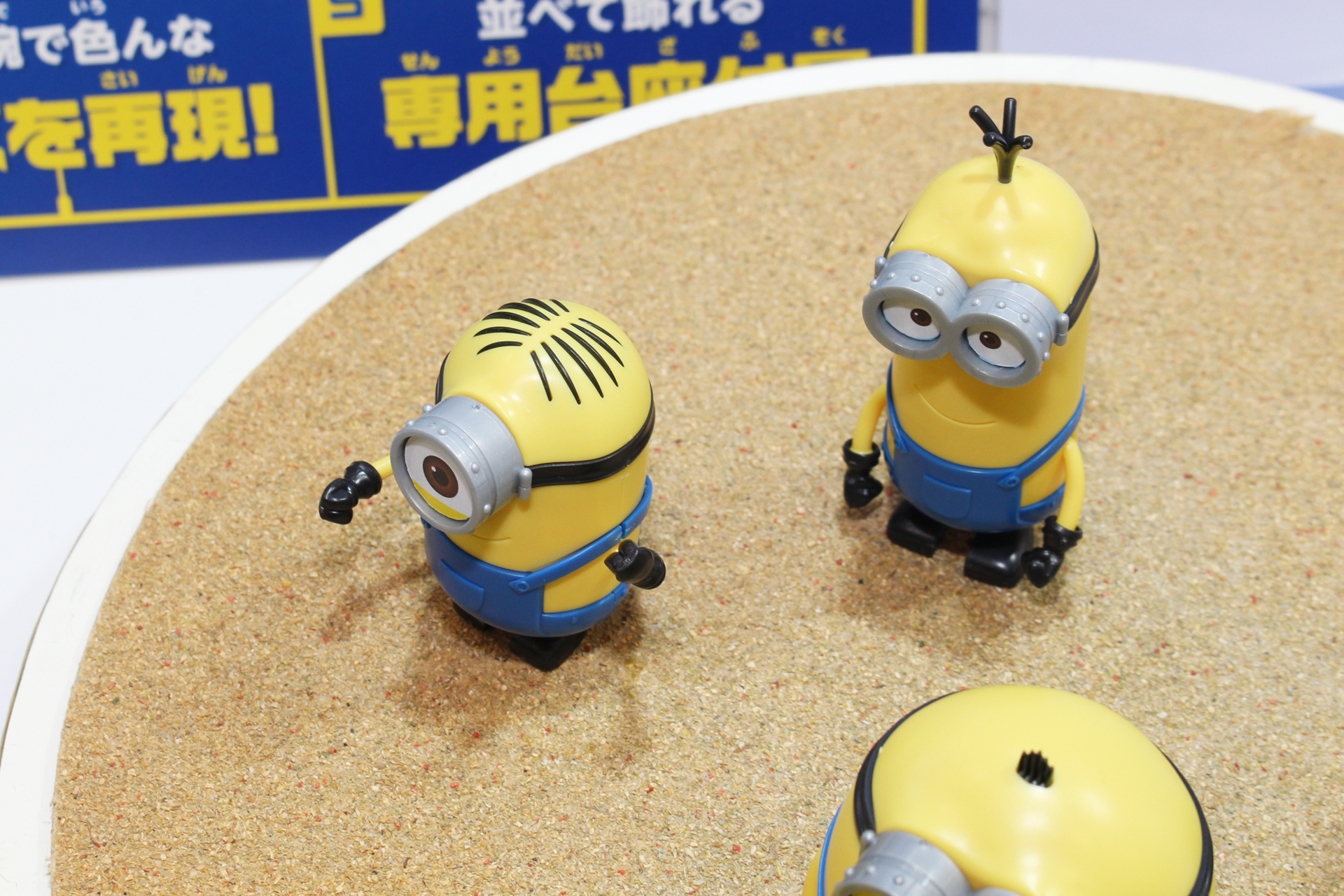 髪の毛がある3人もこの通り、組み立てるとちゃんと形になる