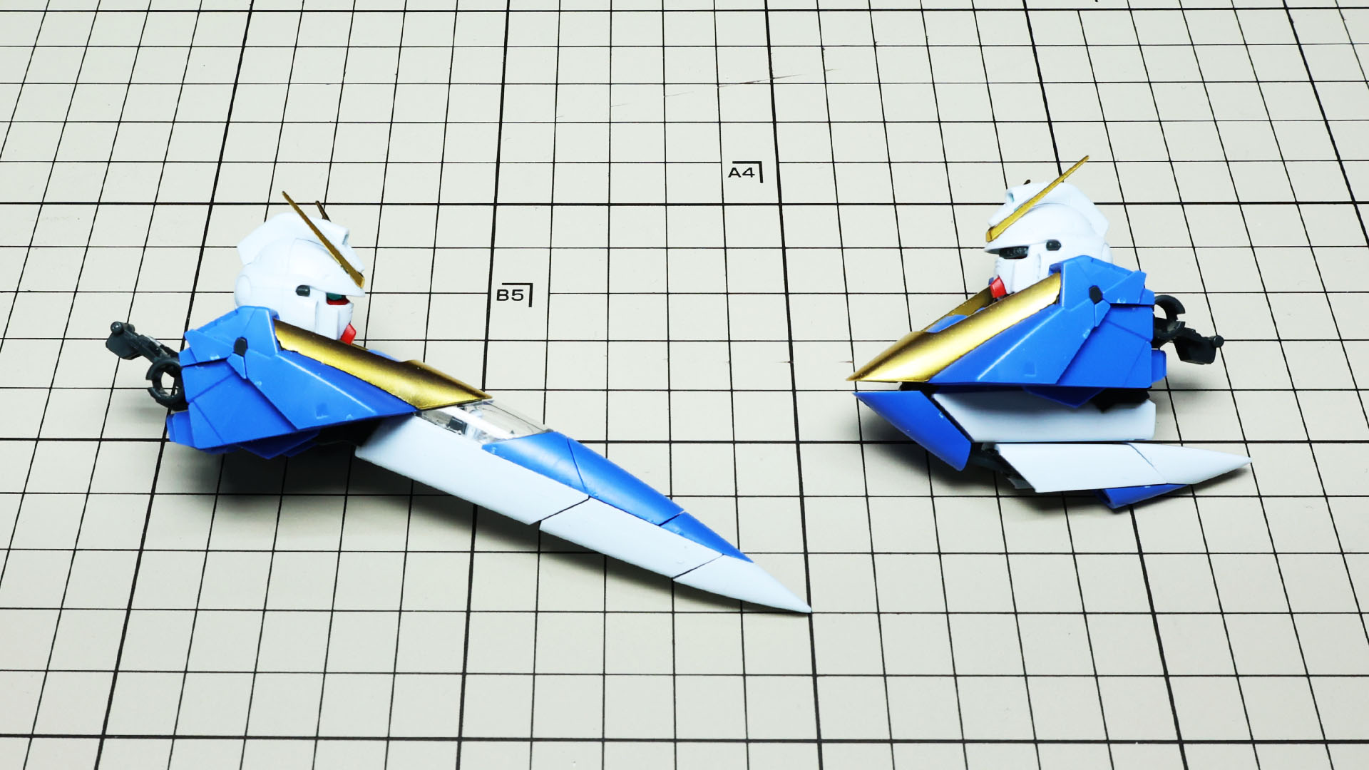 それぞれに組み付けて、変形と収納を確認します