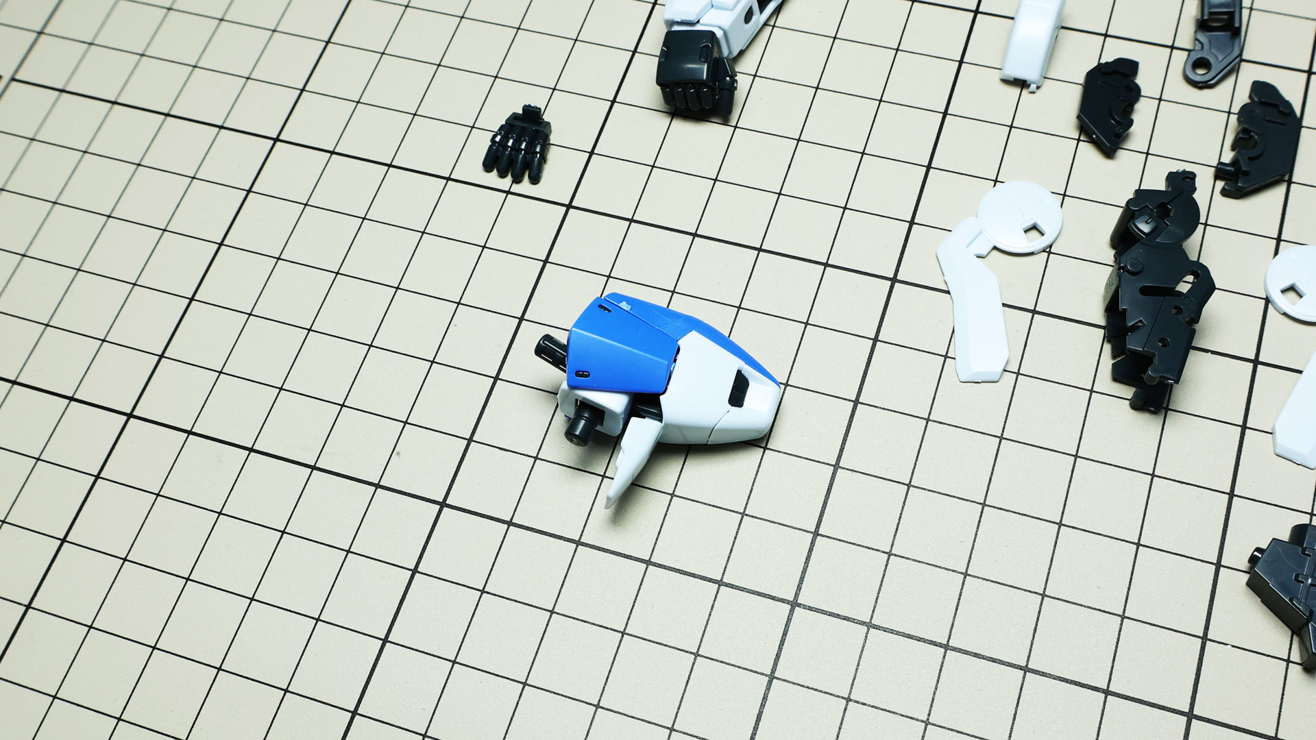 青い外装を組み付ければ完成です