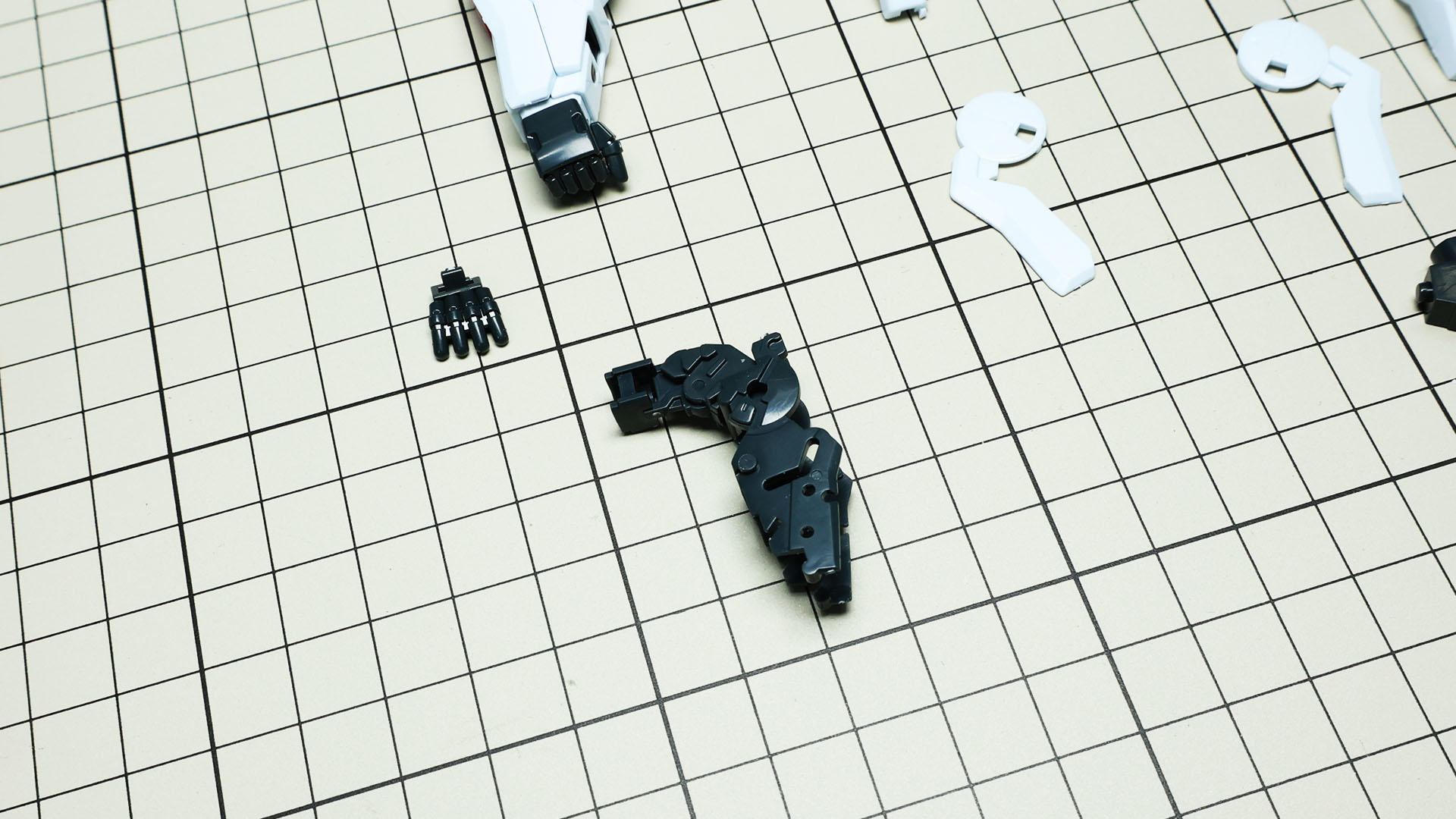 そのおかげか可動や剛性感にも影響は与えません