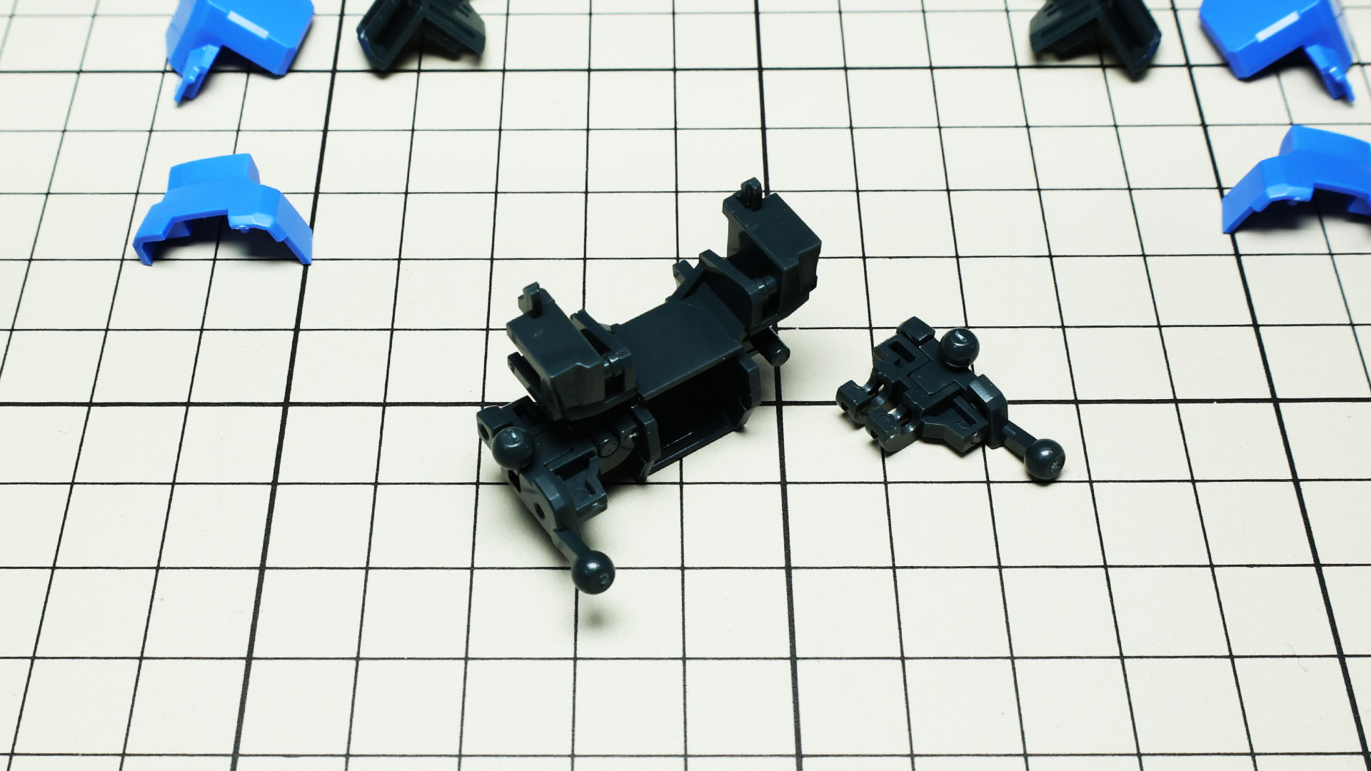 各アーマーの接続とそれごと回転するフレーム