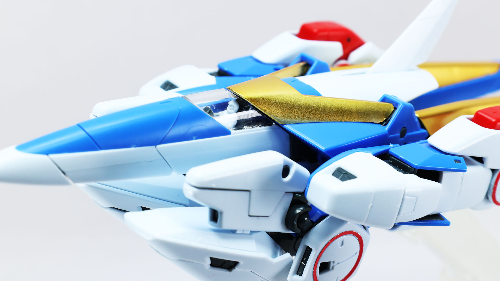 パイロットも塗り分けられるとリアリティが増しそう！