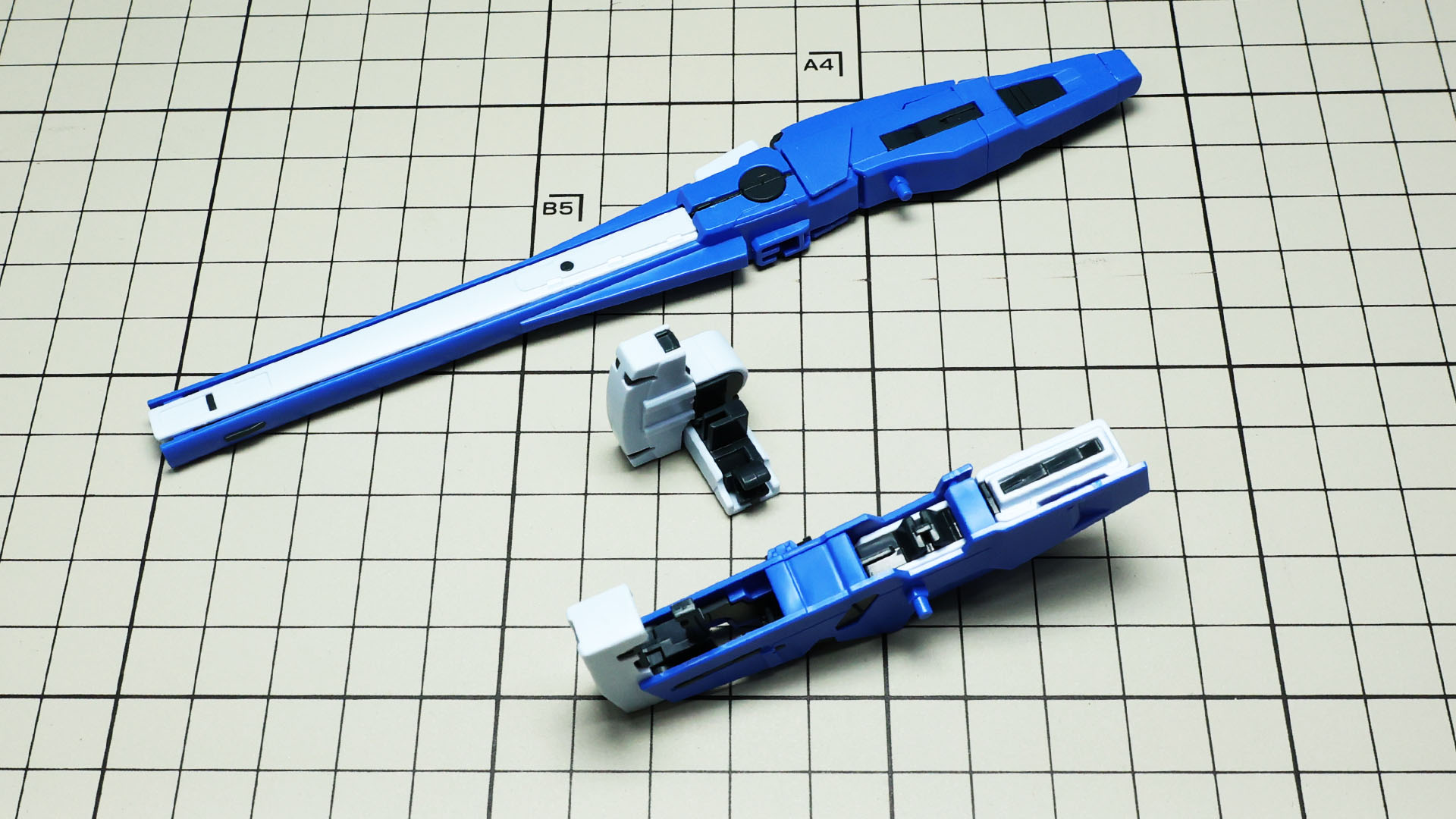 本体とセンサー、グリップがそろいました