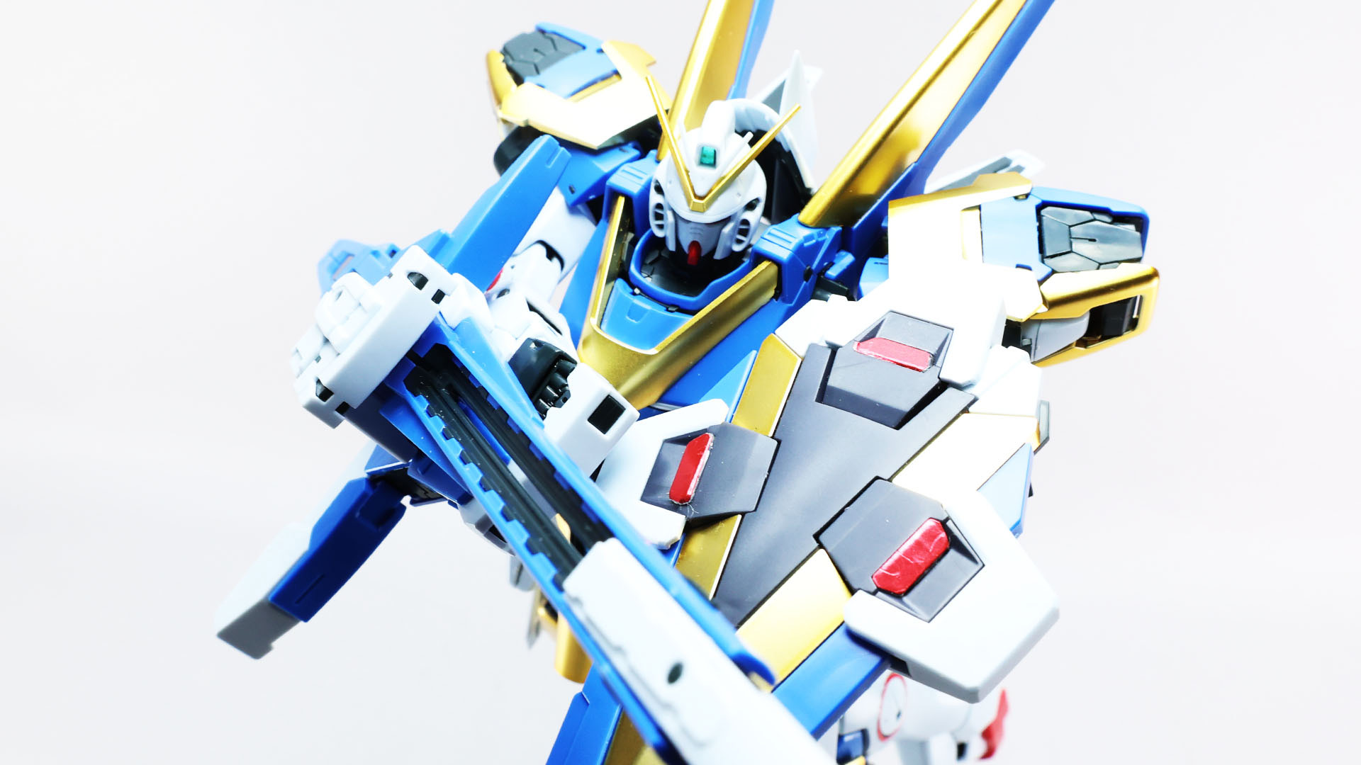 V2トップファイター（手前）V2ボトムリム（奥）