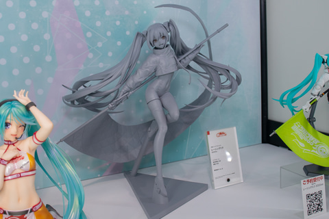 ワンホビG】色白の肌が眩しい！ 「レーシングミク 2010Ver. Art by