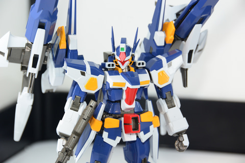 ワンホビG】「一撃必殺！ バスタァァキャノンッ！！」。全高350mmのSRX