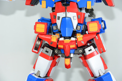 ワンホビG】「一撃必殺！ バスタァァキャノンッ！！」。全高350mmのSRX