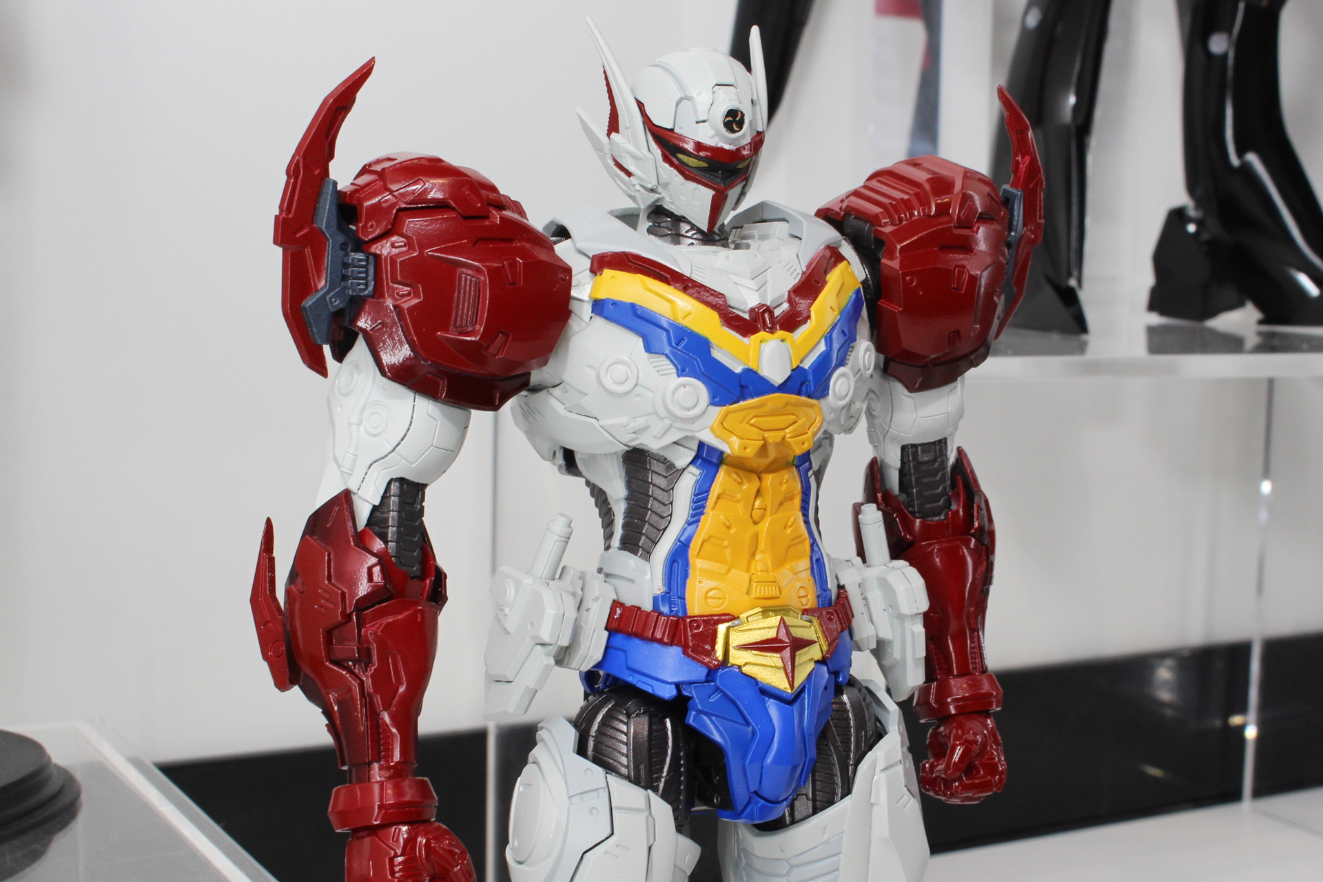 「ロボ道 テッカマン（threezeroアレンジ版）」。12月発売予定。価格は22,550円（税込）