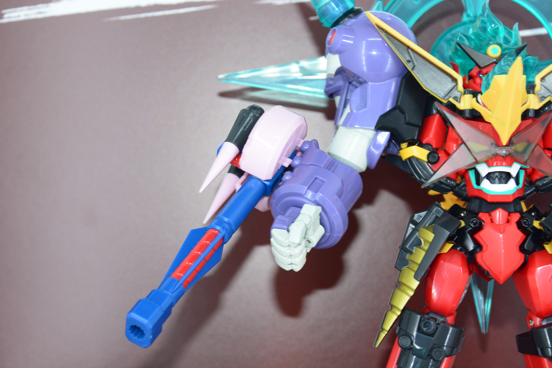 どのガンメンがどう合体しているか、予想するのも楽しい
