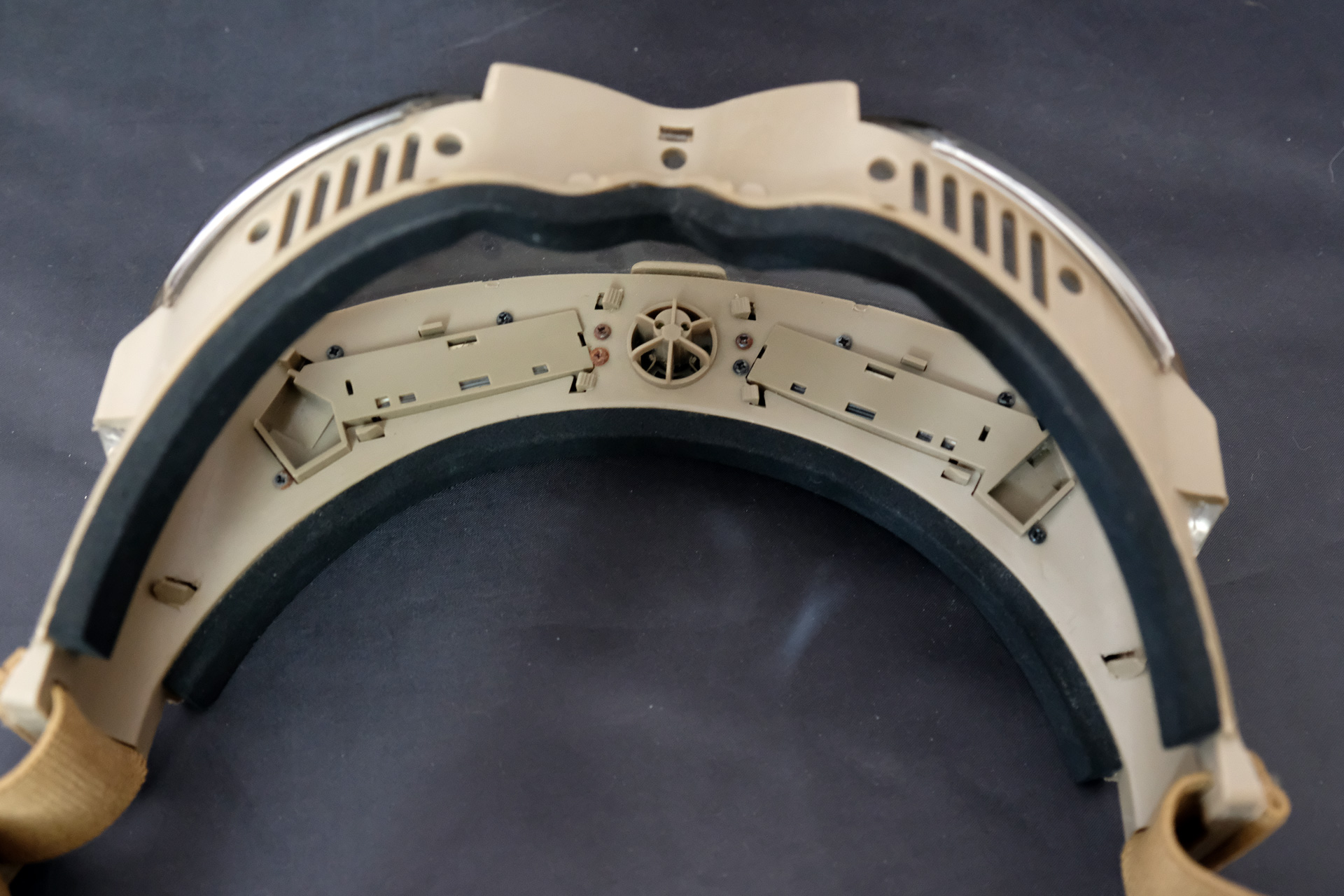 電動ターボファンを下から見たところ。上から左右に吹き抜ける形状になっている