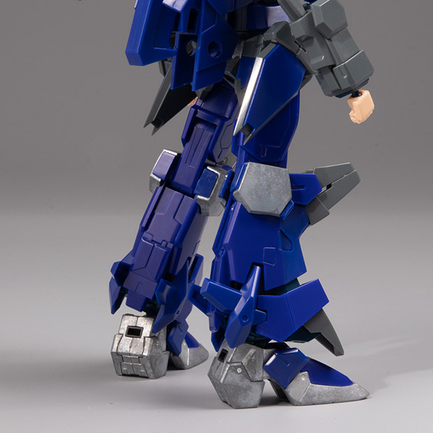 赤枠で囲われている箇所が差し替えパーツを使用する部分