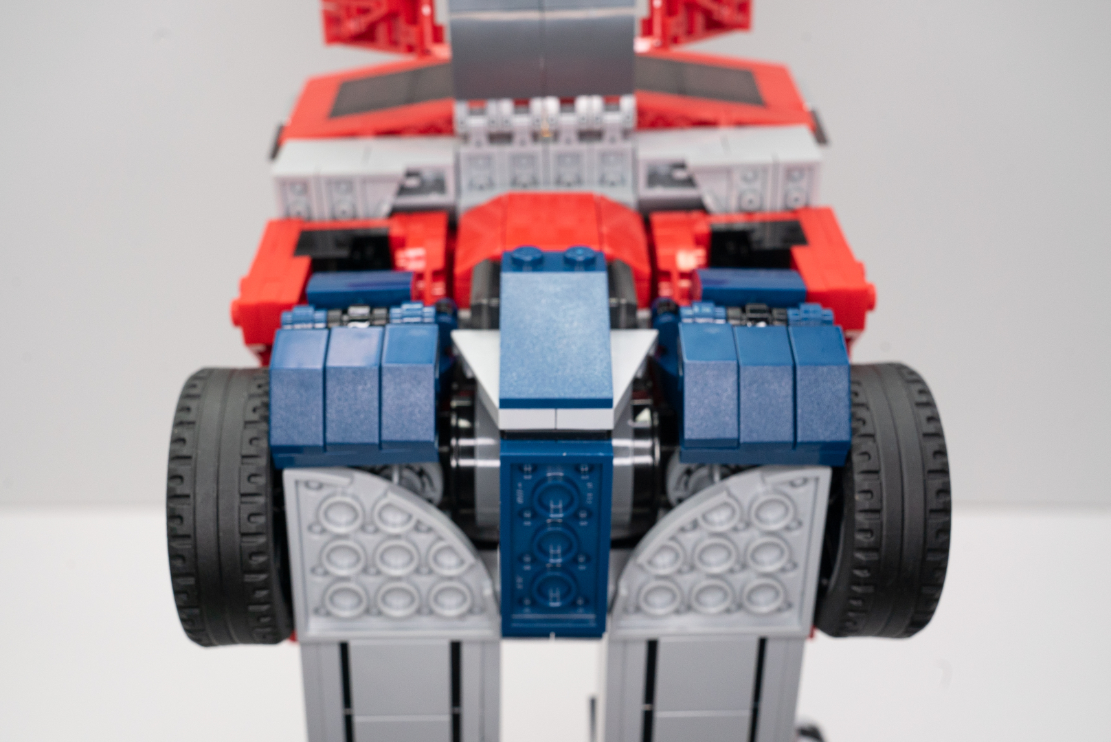 手の部分を本体に馴染ませる