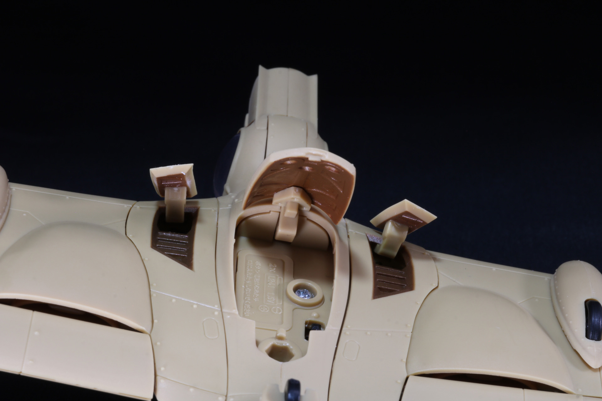 下部ハッチ展開