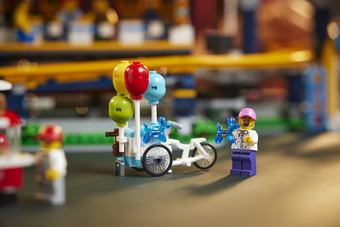 高さ約92cmの大迫力スケール レゴ 大回転ジェットコースター が7月5日に発売 Hobby Watch