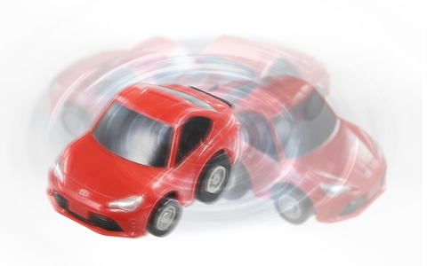 ゼンマイからモータープルバックに進化！ 「チョロQ」の新商品が2022年