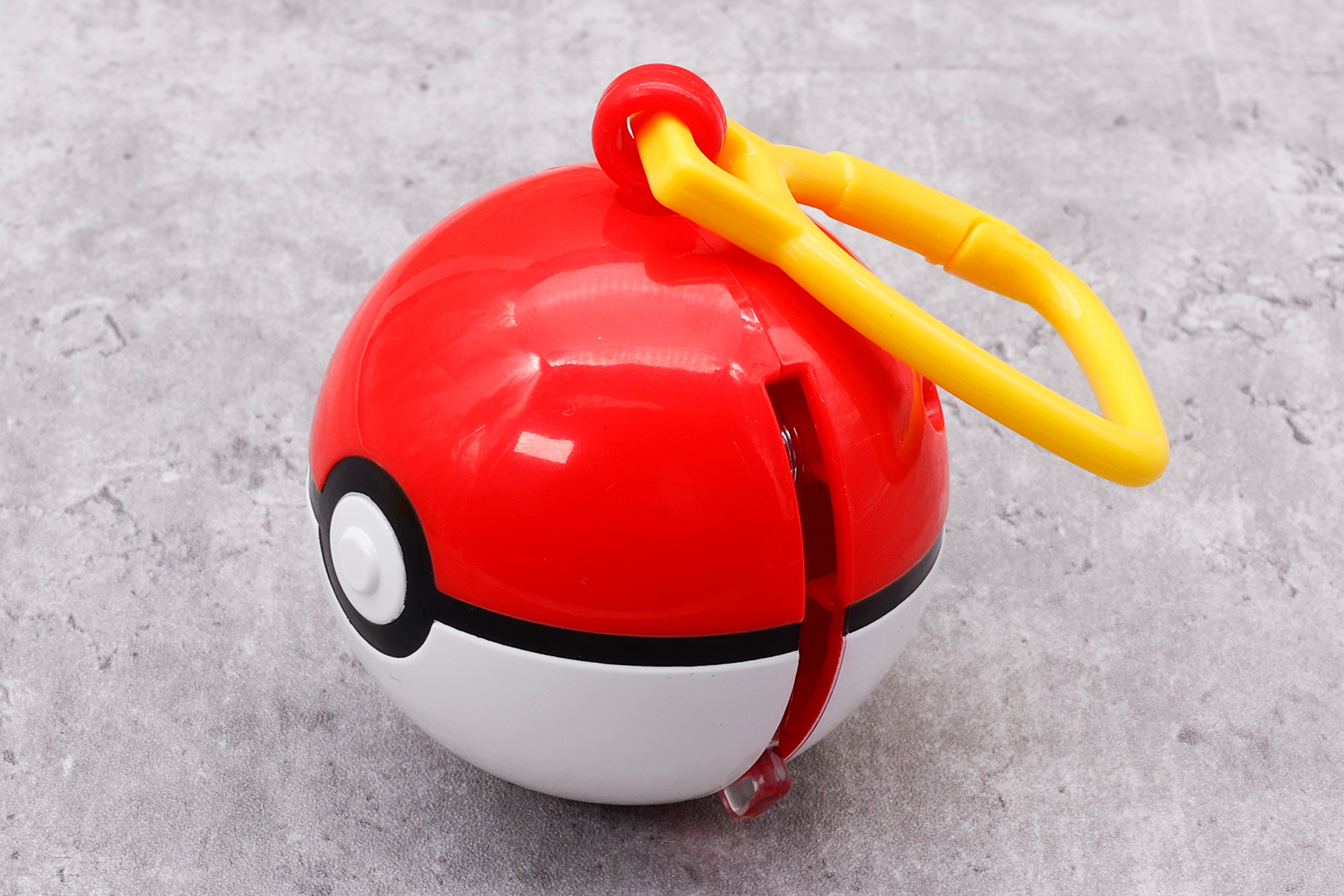 このように、両側面にツールがしまい込まれている