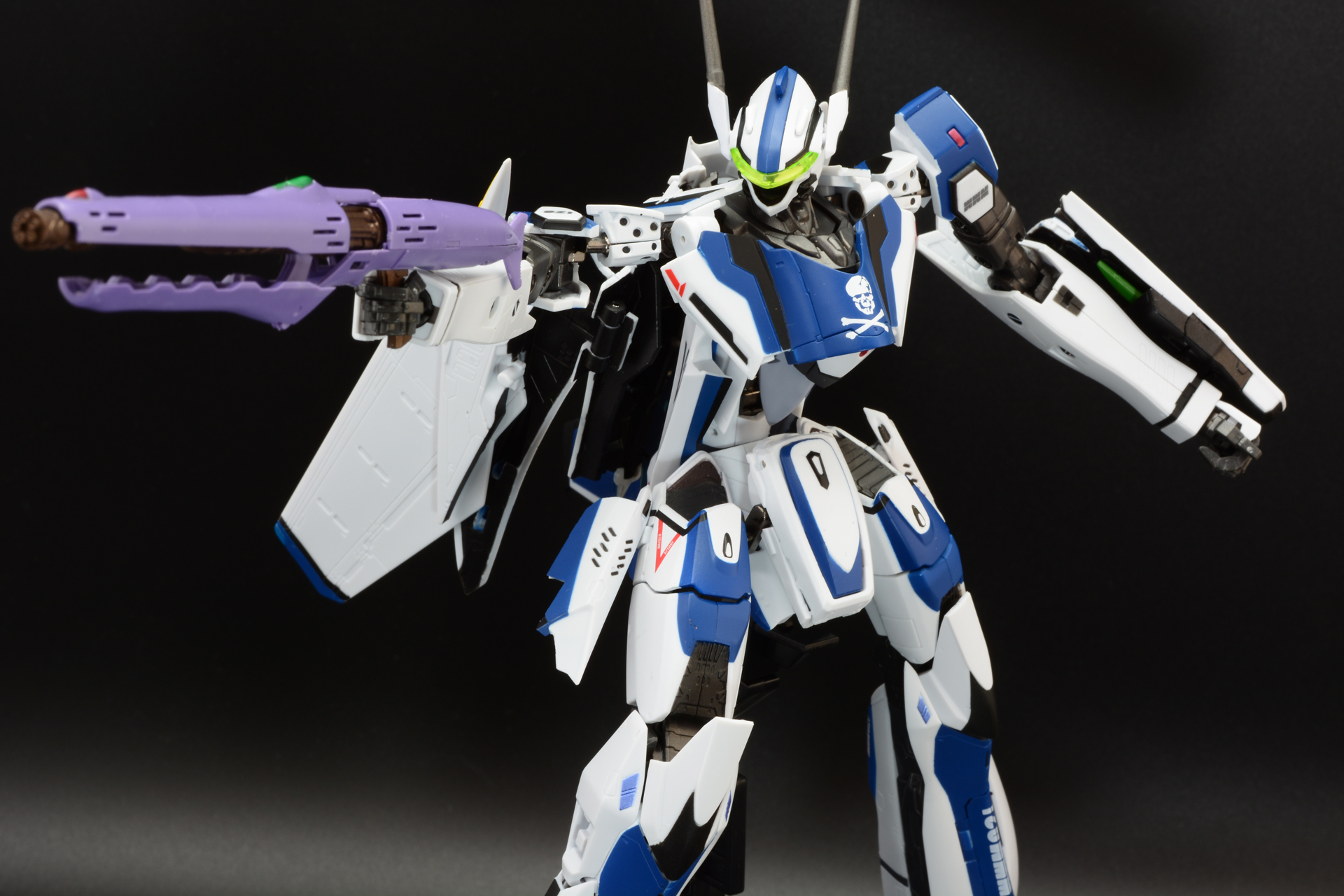 手足が長く可動範囲が広いためポーズ付けも楽しい