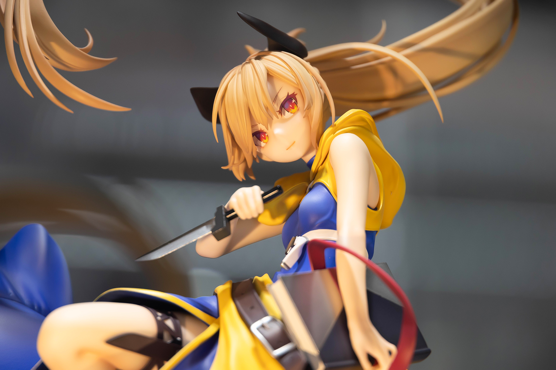 こちらは、やや下側から見上げたところ。また違った表情が見えてくるのは面白い。