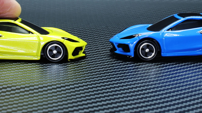 サスペンションのギミックがあります