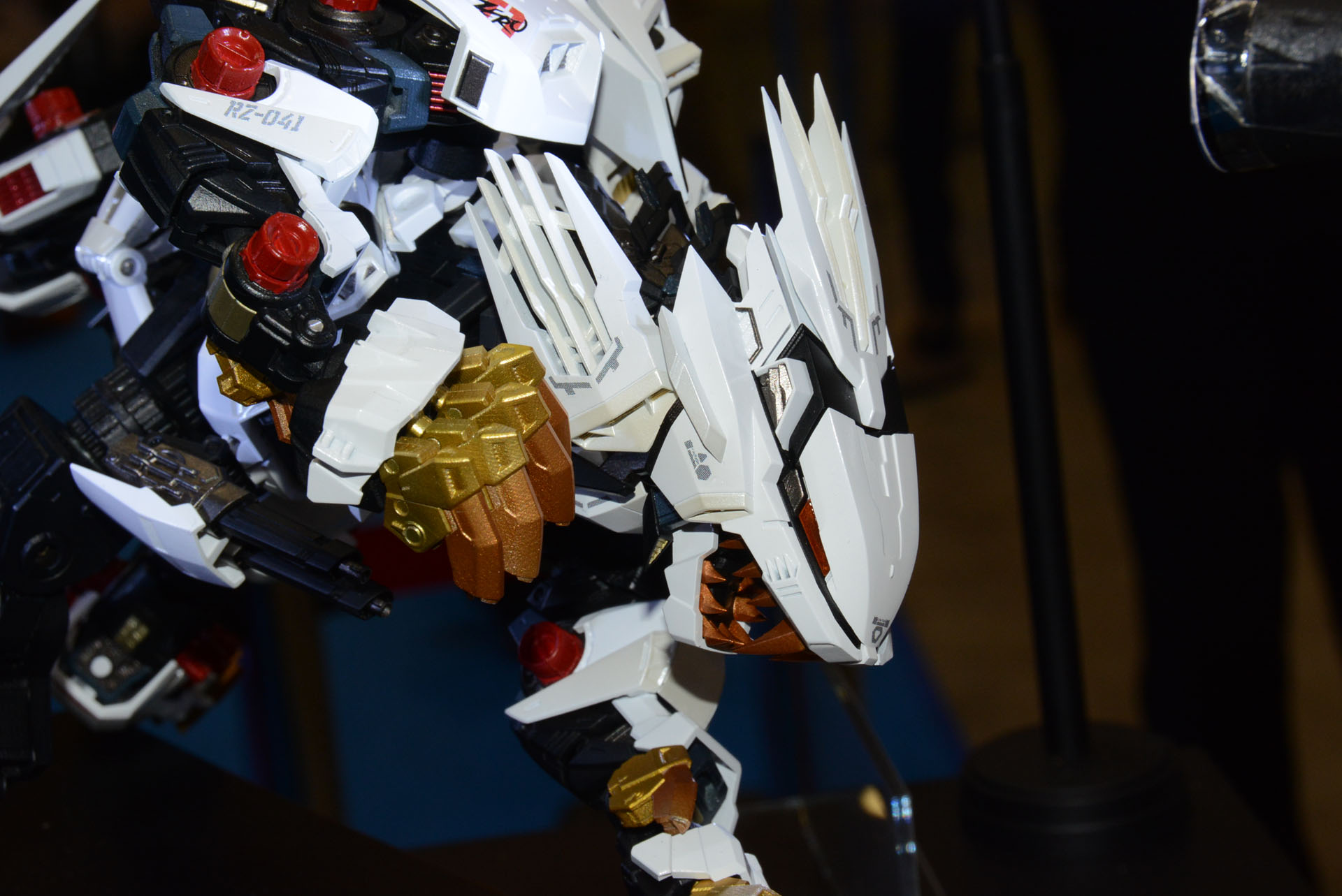 人型とは違うZOIDSは、挑戦心がかき立てられるモチーフだ。コレクターズ事業部のノウハウでどのような化学変化が起きるか、非常に楽しみだ